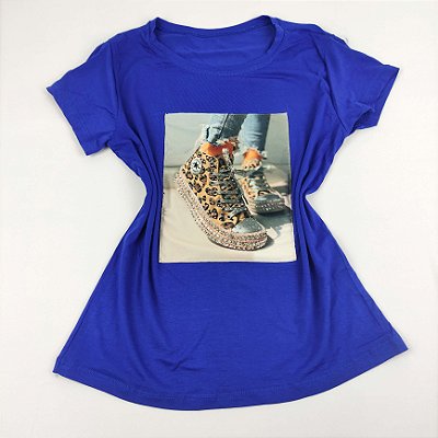 Camiseta Feminina T-Shirt Azul Royal com Strass Estampa Tênis Star Onça
