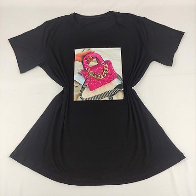 Camiseta Feminina T-Shirt Preto com Strass Estampa Bolsa Rosa