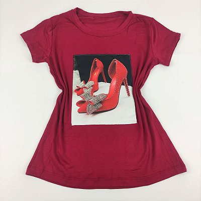 Camiseta Feminina T-Shirt Marsala com Strass Estampa Scarpin Vermelho