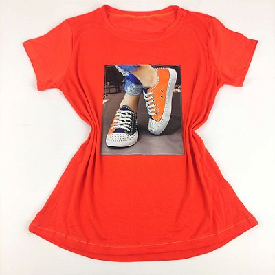 Camiseta Feminina T-Shirt Laranja com Strass Estampa Tênis Laranja