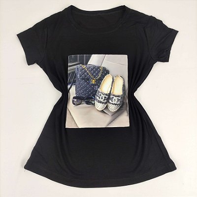 Camiseta Feminina T-Shirt Preta com Strass Estampa Conjunto Bolsa Alpargata Óculos