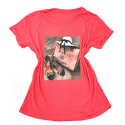 Camiseta Feminina T-Shirt Coral Sapato Bolsa e Chapéu