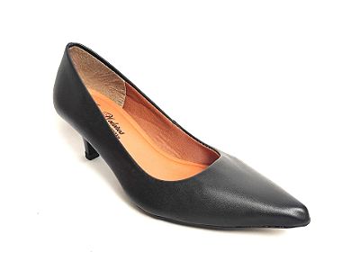 Scarpin Preto Clássico Salto Fino Baixo 5 cm