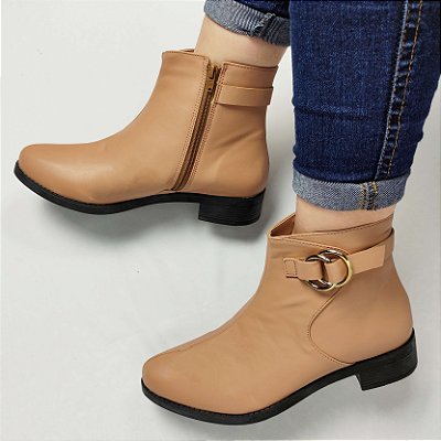 Bota Cano Curto Nude com Argolas