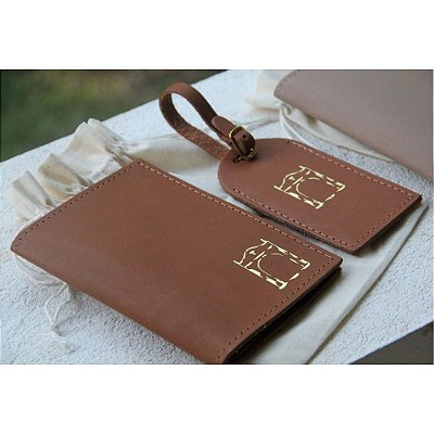 10 Kits Viagem Porta Passaporte Tag de Mala Caramelo com Logo