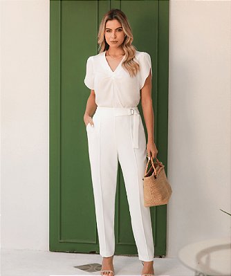 Calça Cenoura Fivela Branca