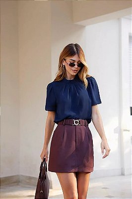 Blusa Crepe Pregas Manga Curta Azul Marinho