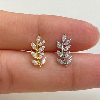 LABRET TITÂNIO CASCATA ARRUDINHA ZIRCÔNIAS