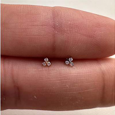 LABRET TITÂNIO AUSTRALIANO PUSH PIN TREVINHO ZIRCÔNIAS