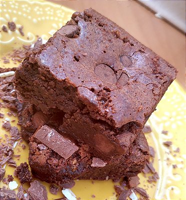 Brownie sem glúten com gotas chocolate de ilhéus 70% cacau - 2 unidades