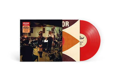 Sienna Spiro – Visitor (Edição Exclusiva Indie em Vinil Vermelho com Capa Alternativa) – LP