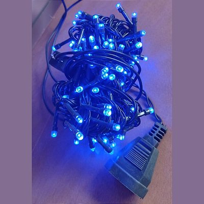 Pisca LED Azul 100 Lâmpadas Luz Fixa 127V com Conector M/F Fio Verde Cromus