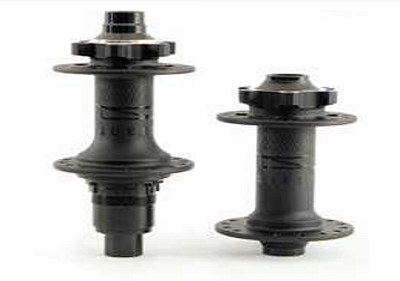 Par de Cubos QUEST 32F BOOST