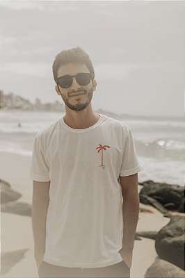 Camiseta T-SHIRT em malha PET Reciclada - Praia