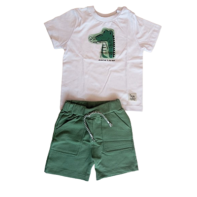 Conunto para Bebê Masculio com T-shirt Branca Estampa Jacaré e Bermuda em Moletinho Verde TMX