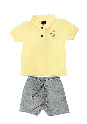 Conjunto Infantil Masculino com Camiseta Polo Amarela e Bermuda em Sarja Azul TMX