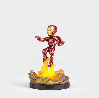 Iron Man Light-Up Quantum Mechanix Q-Fig Diorama QMx