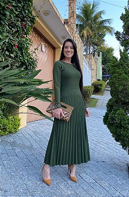 Vestido Longuete Plissado com Pedrarias