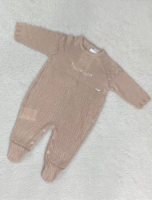 Macacão de Bebê em Tricô Bege Linha Malharia Noruega