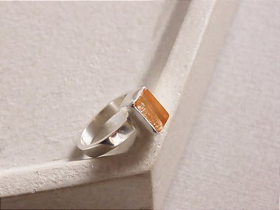 ANEL COM TOPÁZIO IMPERIAL