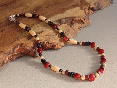 COLAR SIBIPIRUNA E MADEIRAS DIVERSAS