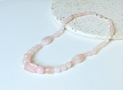 COLAR QUARTZO ROSA I