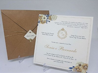 Convite floral creme envelope kraft