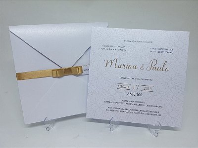 Convite classico dourado