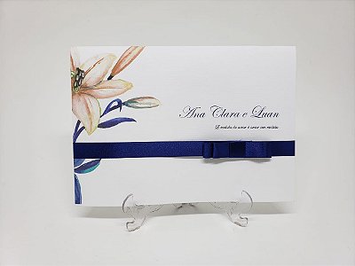 Convite floral moderno e laço azul marinho