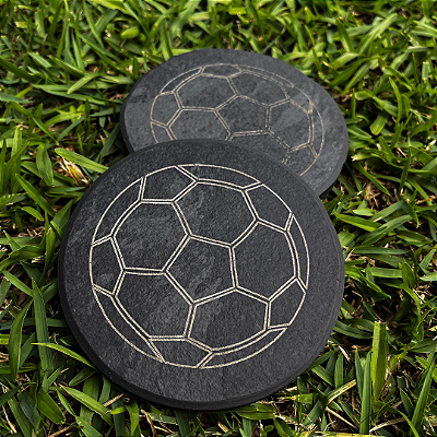 ESPECIAL COPA | PORTA COPOS REDONDO FORMATO BOLA FUTEBOL - ARDÓSIA - COR GRAFITE - KIT COM 4 UNIDADES