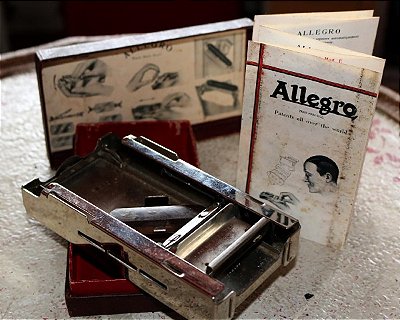 Afiador Giletes Vintage marca "Allegro" com manual