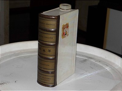 Cantil Aguardente formato de LIVRO