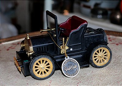 Isqueiro de mesa réplica Ford 1917 manufatura Royal Craft