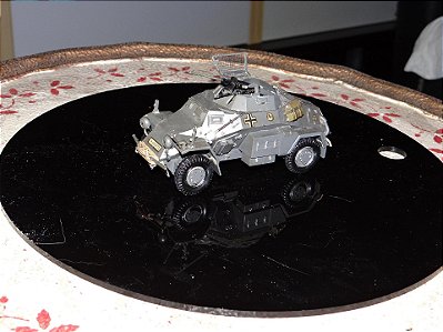 Miniatura de veículo militar BLINDADO DE ATAQUE