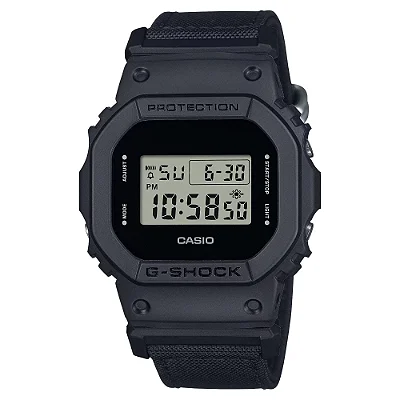 Relógio Casio G-SHOCK DW-5600BCE-1DR