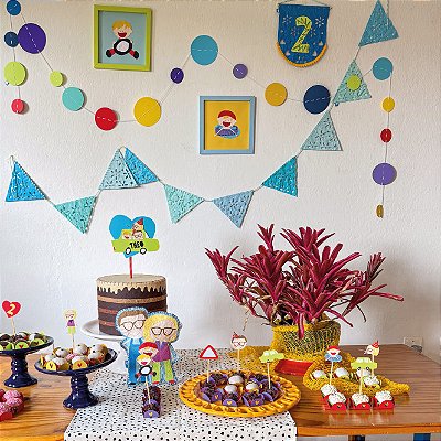 Em família - brincando com vovô e vovó