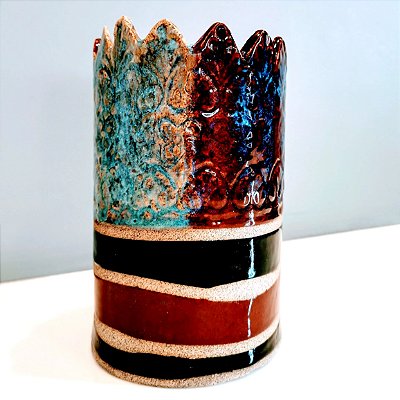 Escultura em ceramica feito a mão - Cocar Índios do Brasil - Mato Grosso