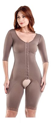 CINTA PÓS-CIRÚRGICA SHORT COM MANGAS E FECHO FRONTAL - LINHA PREMIUM - Perna Curta 16341