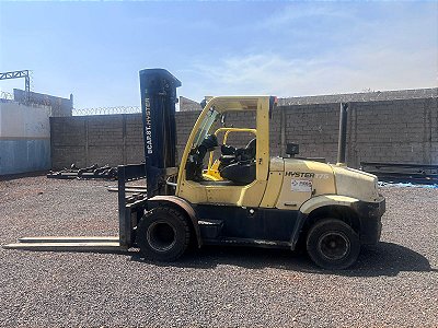 EMPILHADEIRA HYSTER MODELO : H175FT TORRE :DUPLEX COM DESLOCADOR CAPACIDADE : 8,5 TON ANO : 2014