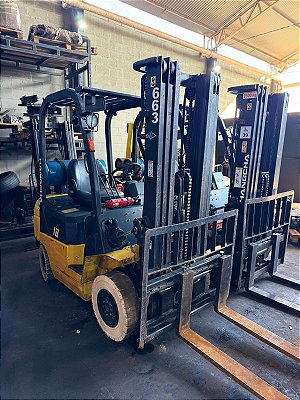 EMPILHADEIRA HANGCHA MODELO : CPQD18 COMBUSTIVEL GLP, ANO : 2017 TORRE : TRIPLEX 4,7MTRS  COM DESLOCADOR MOTOR WANFRENG MAQUINA FUNCIONANDO NO ESTADO !!!!! MUITO NOVA !!!!  VALOR : R$ 59,900,00 NO ESTADO OU R$ 79,900,00 REVISADA E PINTADA