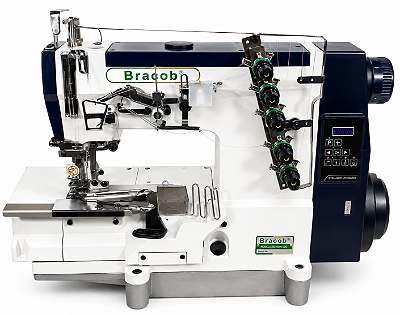MÁQUINA GALONEIRA INDUSTRIAL ABERTA PARA VIÉS BRACOB BC-588-02-CB-AT 3 AGULHAS 5 FIOS DIRECT DRIVE 220V + KIT PREMIUM CARBON + CADEIRA ESPECIAL PARA COSTUREIRA