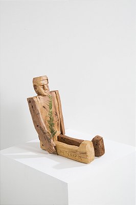 boneco de madeira benício G