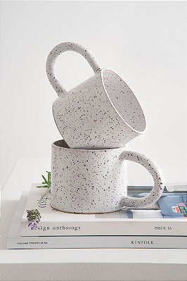 caneca de cerâmica olíe