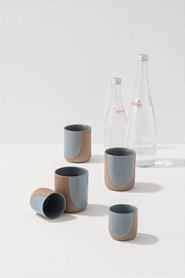 copo de água de cerâmica blu