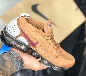 vapor max marrom