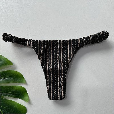 Calcinha Semi Fio fru-fru lateral croche preto 016 (top não incluso)