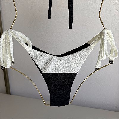 Calcinha Lacinho fio duplo Tulum off white e preto (top não incluso)
