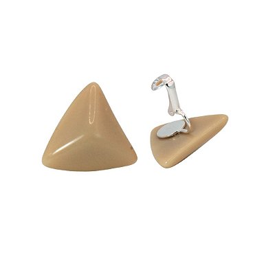 Brinco de Pressão Triangular Bege Avelã | Sem Furo | Clipe Prata 925 | 3 cm | Coleção Mocha