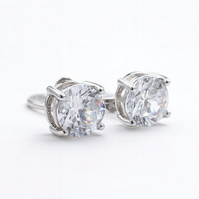 Brinco de Pressão Solitário Redondo com Zircônia | Elegância Delicada e Sofisticada - Prateado