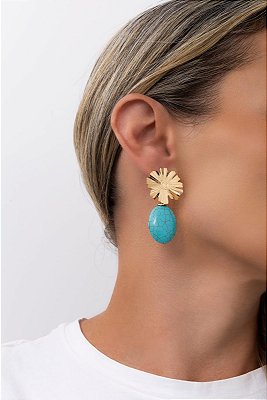 Brinco base flor dourada com pedra azul